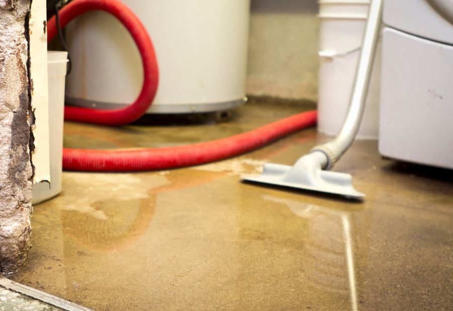 How Northern Cleanup Carries Out a Flooded Basement Clean